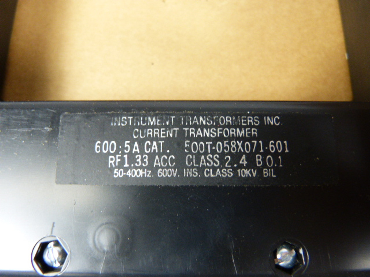 Instrument Transformers 500T-058X071-601 Current Transformer 600:5A 10KV ! NEW !
