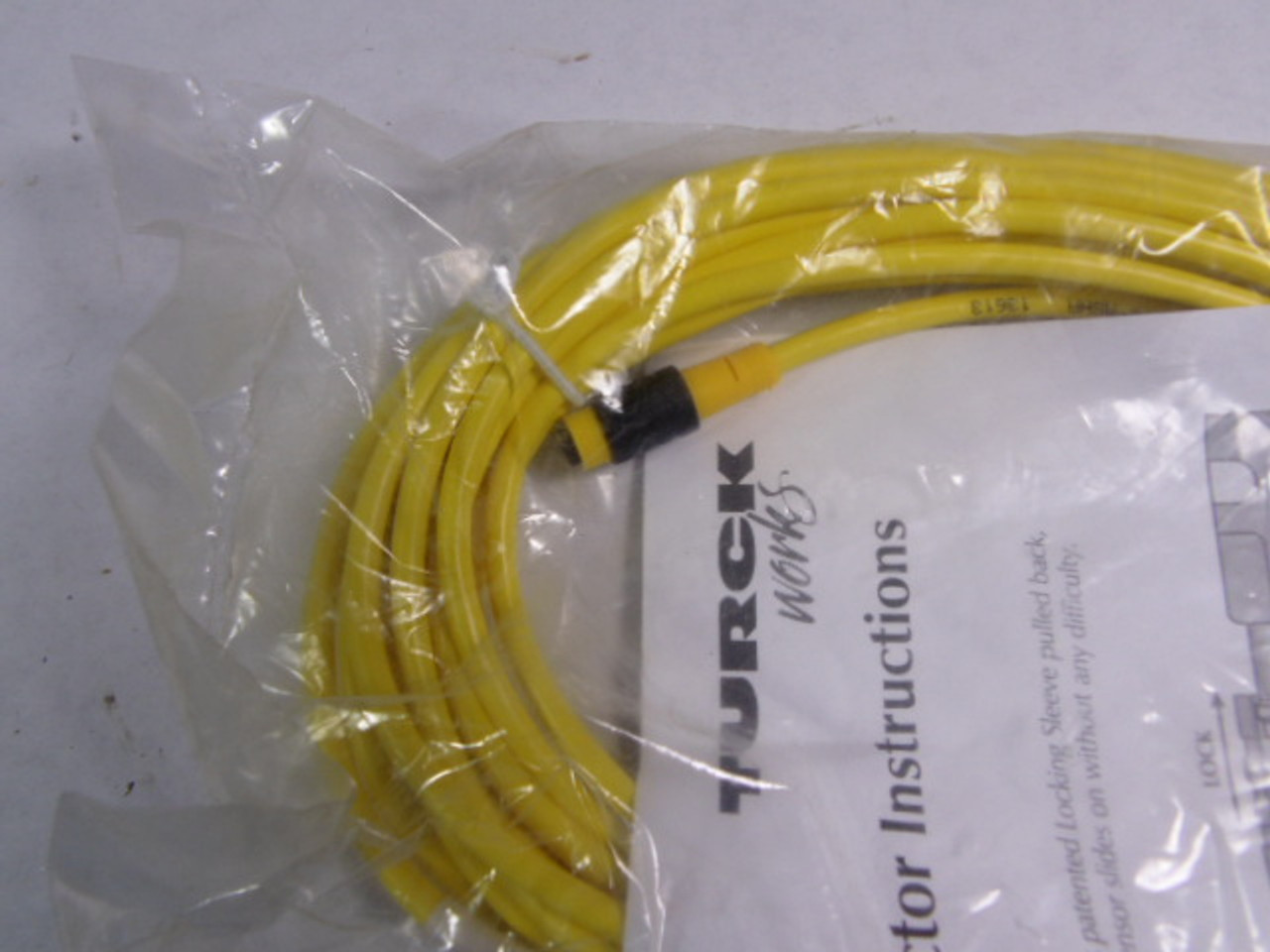 Turck PKG-3Z-6 Cable 125V 4A .6m NWB