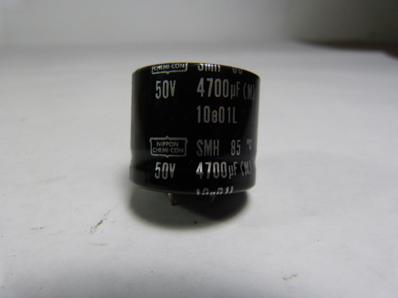 Nippon SMH50VN472M30X25T2 Capacitor 4700UF USED