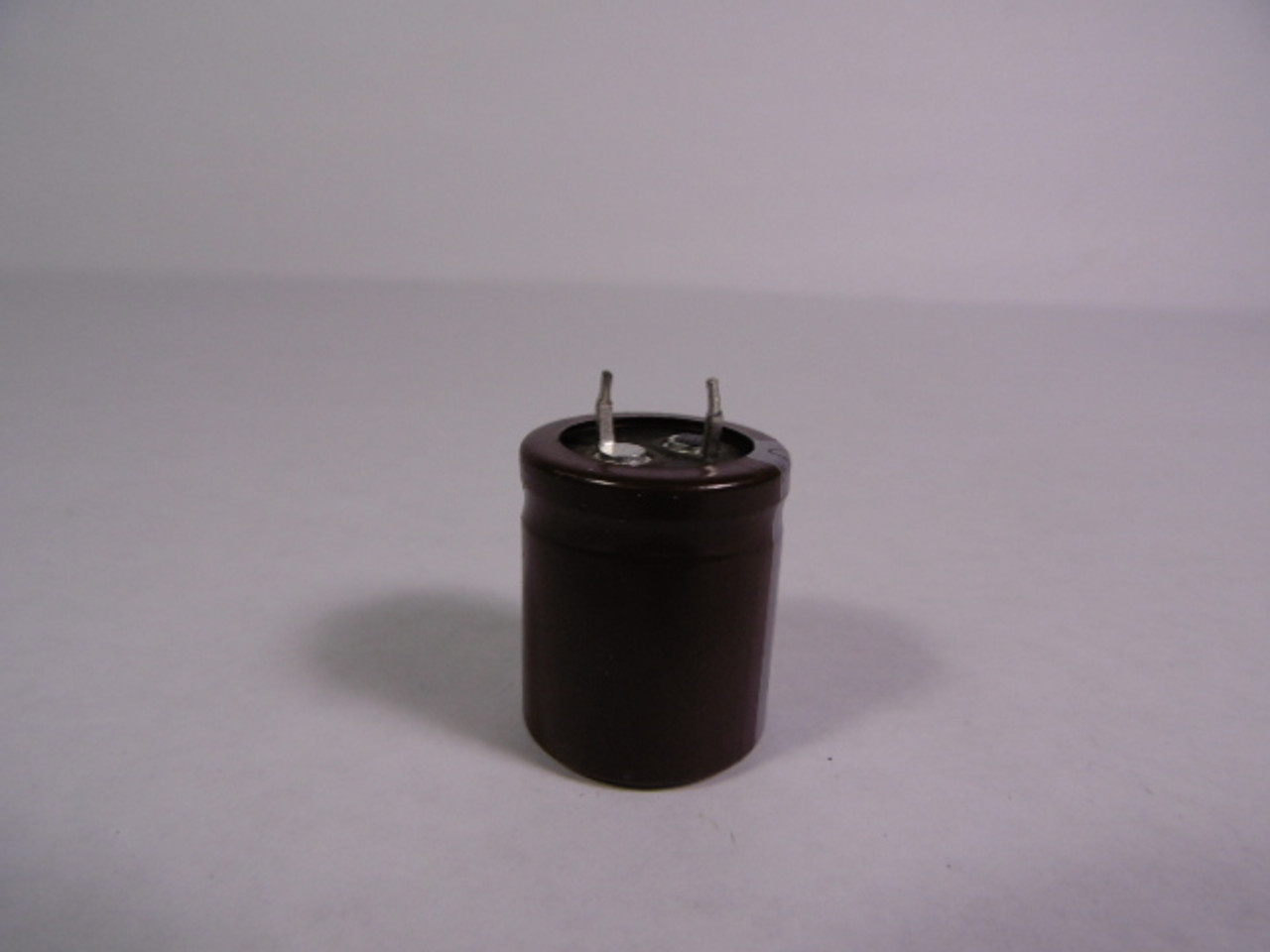 UCC EKMQ201VSN471MP Aluminum Electrolytic Capacitor 200V 470uf ! NOP !