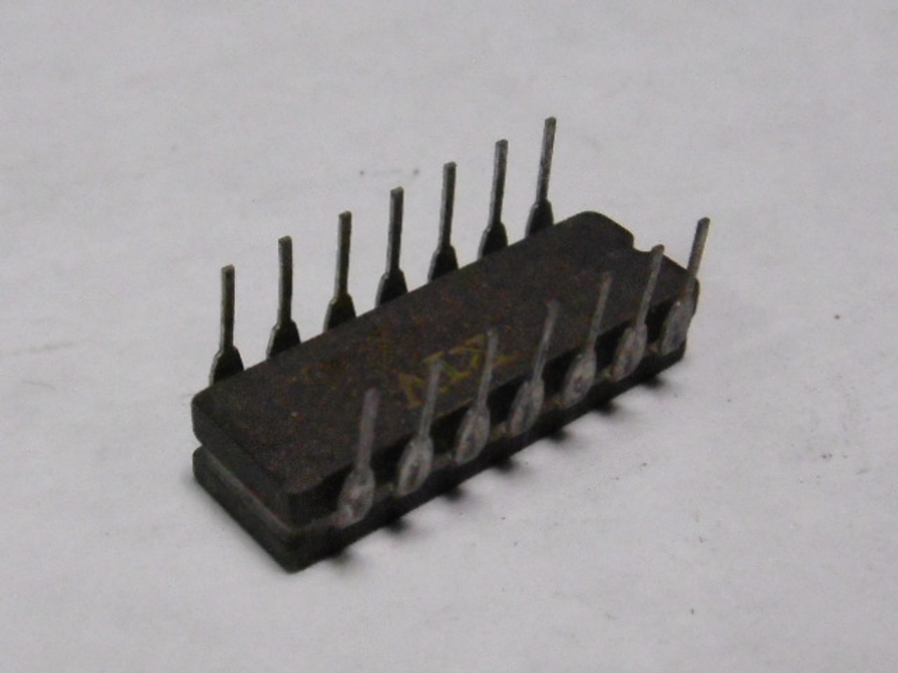 National Semiconductor LM339J Integrated Circuit 14-Pin USED