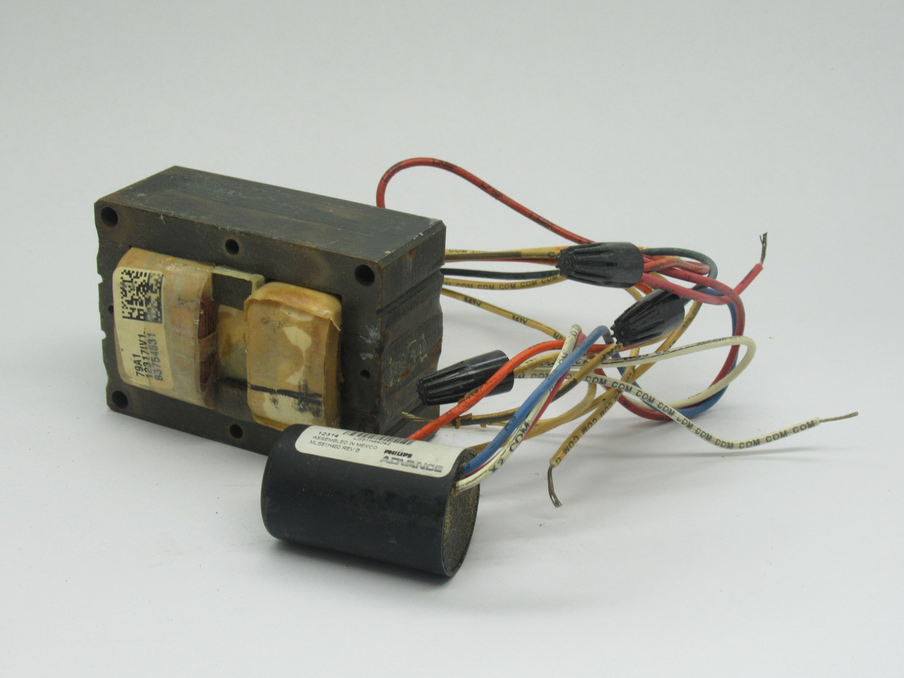 Philips Advance 71A79A1-001D High Pressure Ballast Assembly 120/277/347V USED