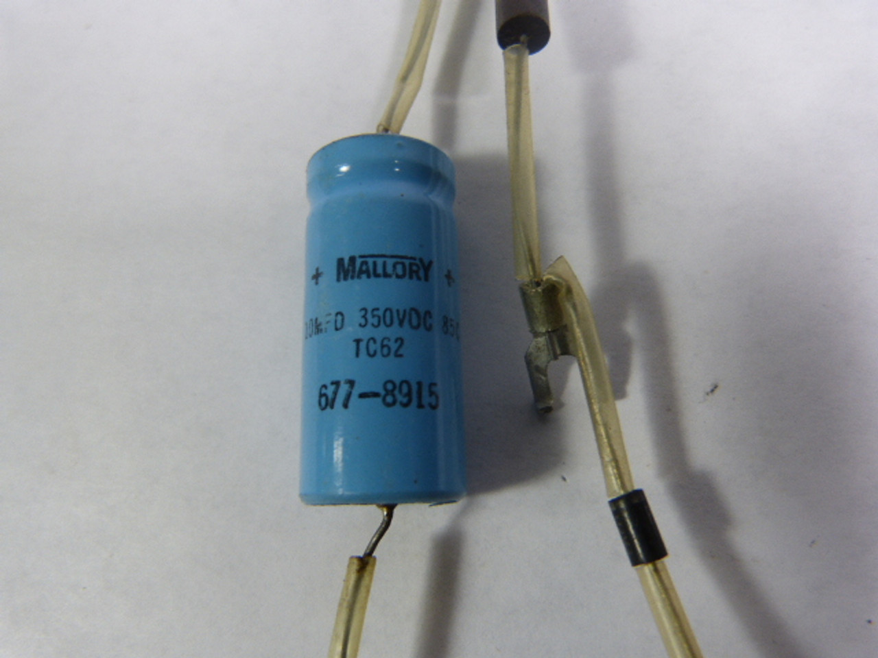 Mallory TC62/677-8915 Capacitor 10mfd 350VDC USED