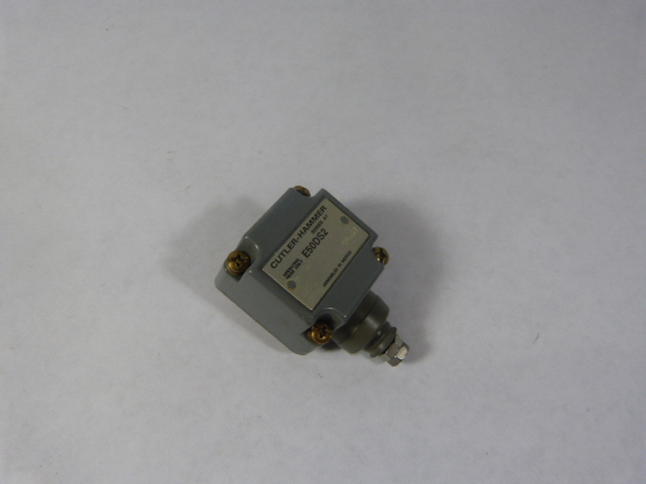 Cutler Hammer E50-DS2 Limit Switch Operating Head Side Push ! NOP !