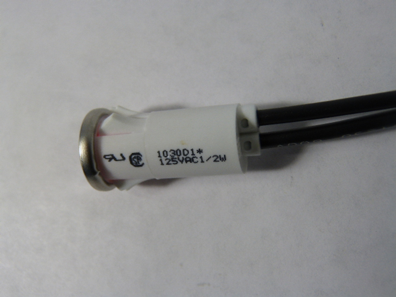 Chicago Miniature 1030D1 Indicator Bulb 125VAC ! NEW NO PKG !
