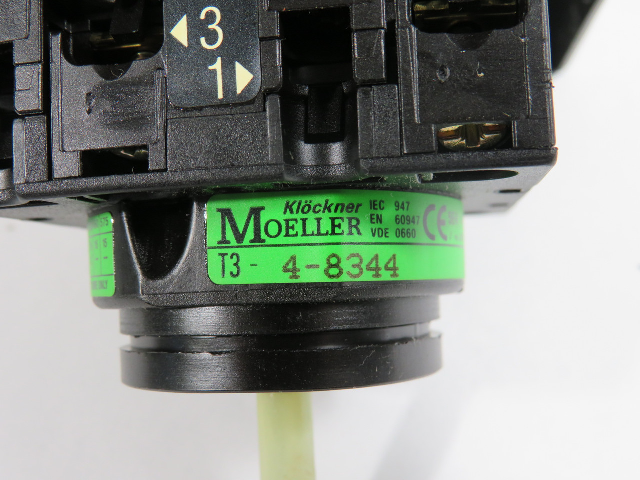 Klockner-Moeller T3-4-8344/I/SVB-SW Main Switch + Housing MISSING HARDWARE USED