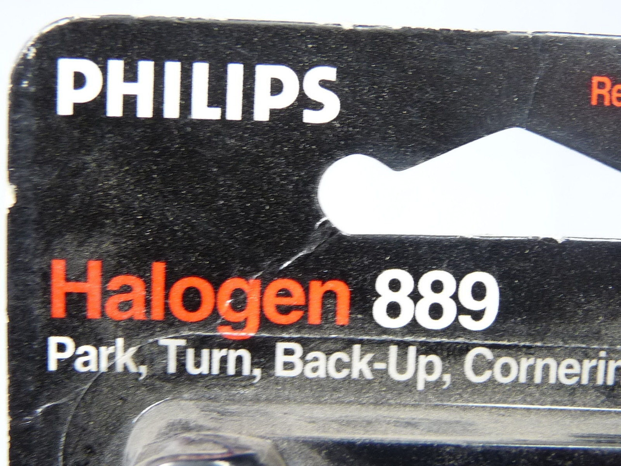 Phillips 889 Miniature Automotive Halogen Bulb 26.90W 12.8V T3-1/4 ! NEW !