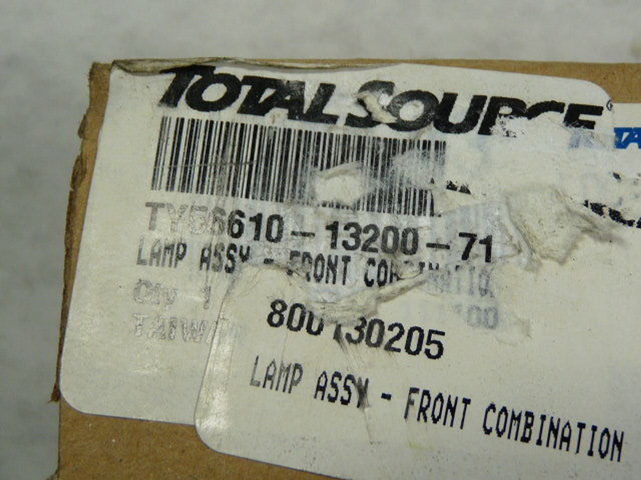 TotalSource TY56610-13200-71 Fork Lift Front Combination Light Assembly ! NEW !