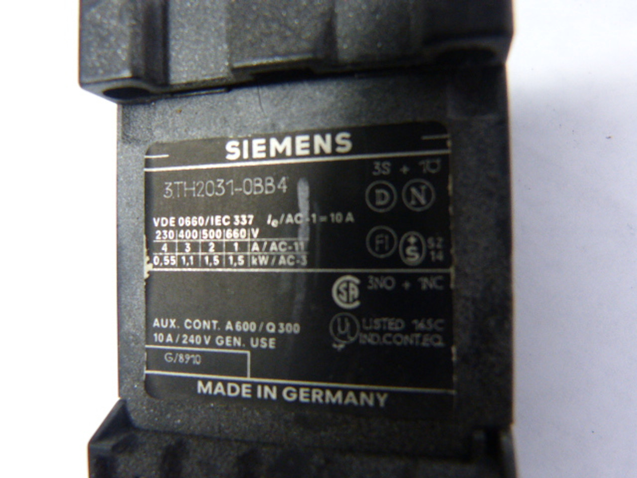 Siemens 3TH2031-OBB4 Control Relay 10Amp 4Pole 230VAC 24VDC USED