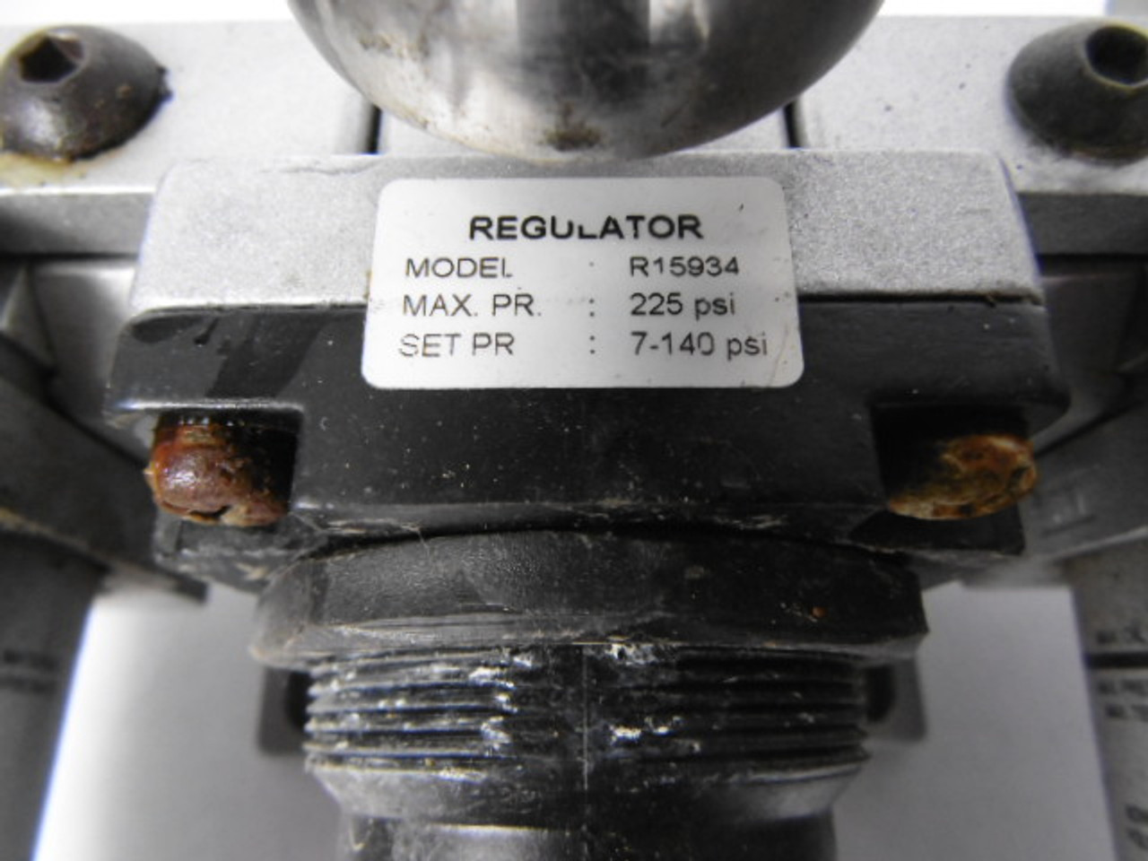 Generic Pneumatic Assembly 140psi with Gauge and Regulator USED