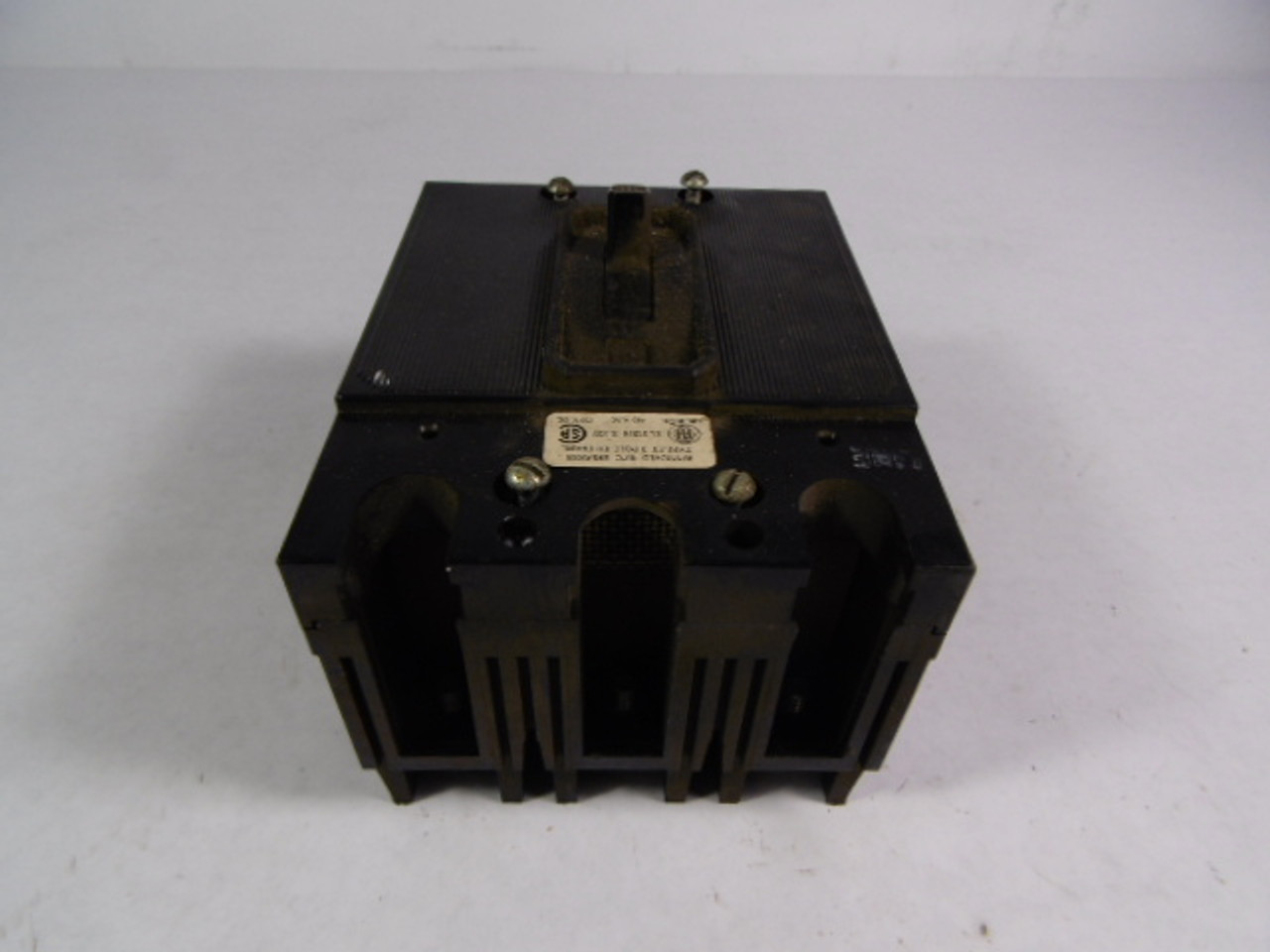 ITE EH3-B015 Circuit Breaker 3-Pole 15A 250V DC 480V AC USED