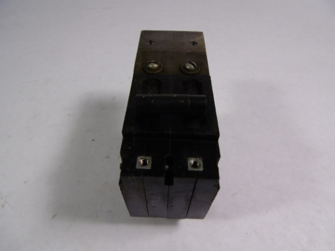 Heinemann AM2-A3W-10 Circuit Breaker 2-Pole 10A 240V AC 50/60Hz USED