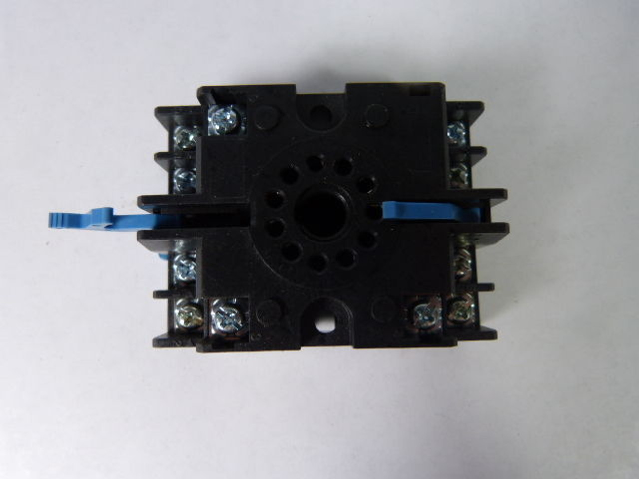 Panasonic AT8-DF11K Relay Socket 11-Pin 7A@250VAC ! NOP !