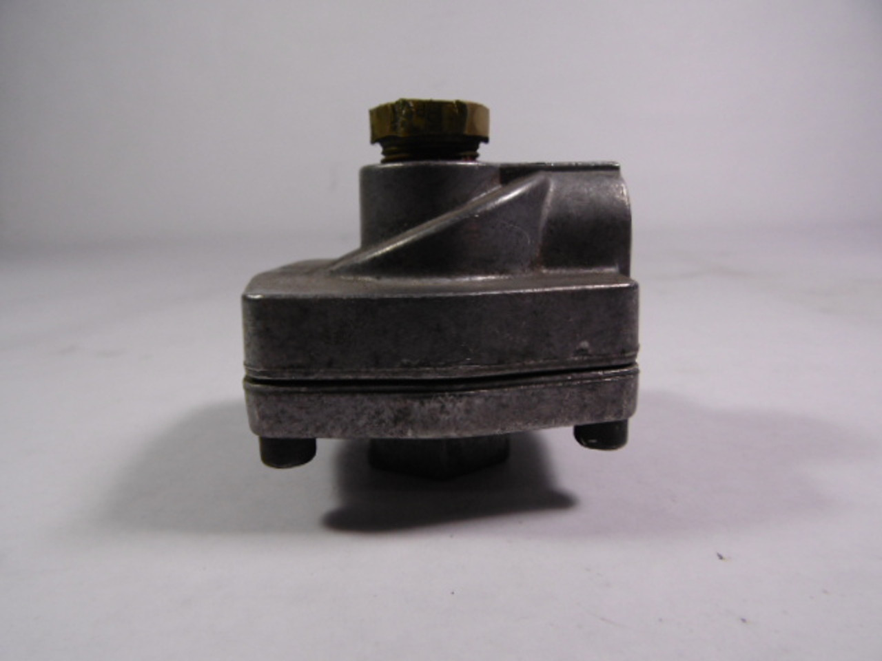 Parker 0R25NB Quick Exhaust Valve 1/4" USED