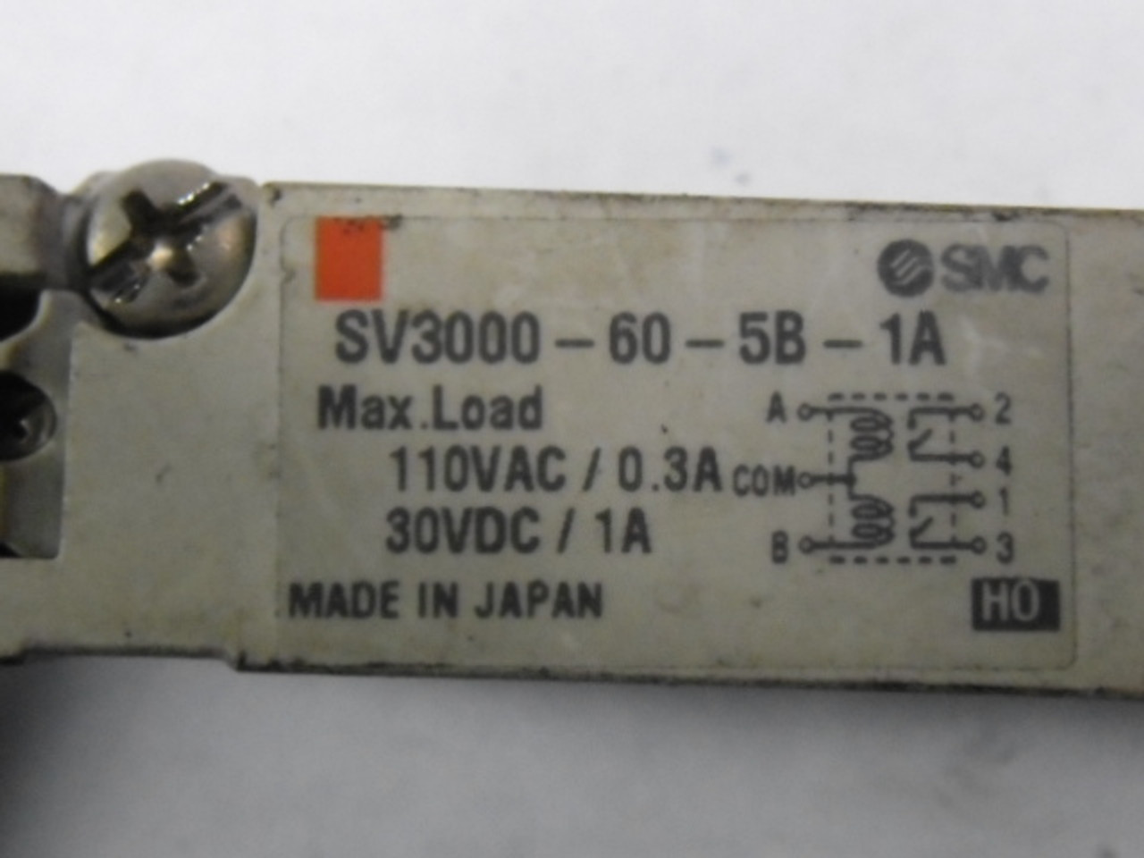 SMC SV3000-60-5B-1A Output Manifold Module 0.3A 110V AC 1A 30V DC USED