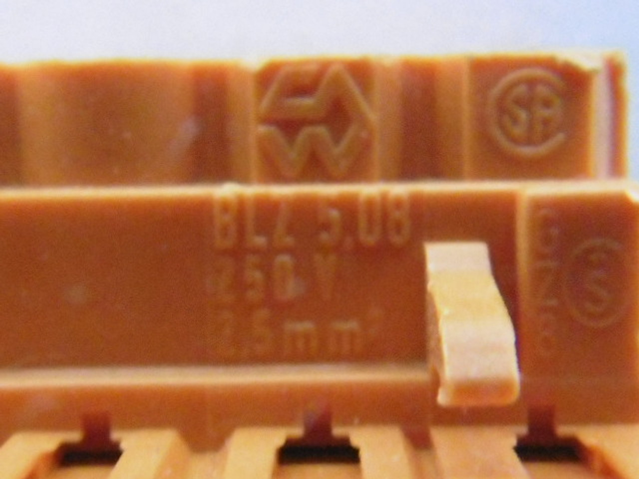 Weidmuller BLZ-5.08/20-OR Plug-in Connector 20-Pos 200V Orange USED
