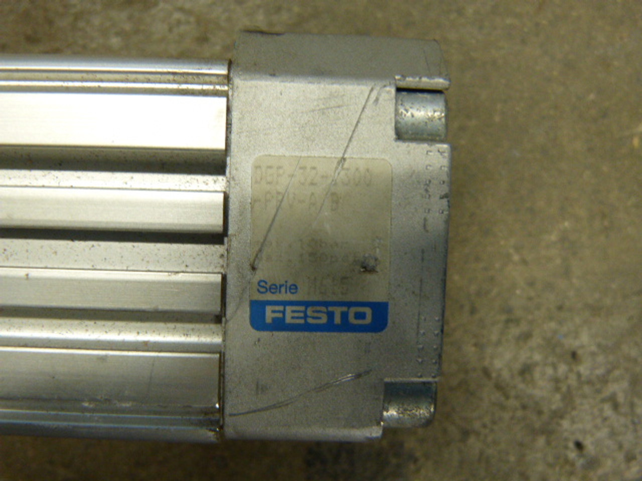 Festo DGP-32-1300-PPV-A-B Pneumatic Air Cylinder USED
