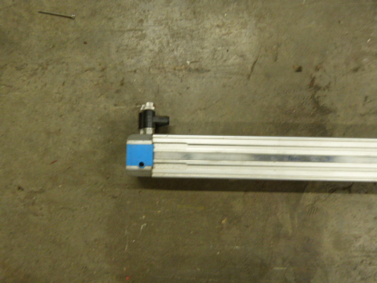 Festo DGP-32-1300-PPV-A-B Pneumatic Air Cylinder USED