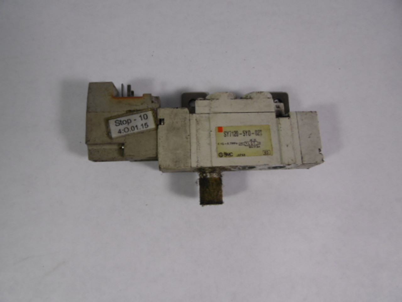 SMC SY7120-5DZ-02T Solenoid Valve 0.15-0.7MPa USED