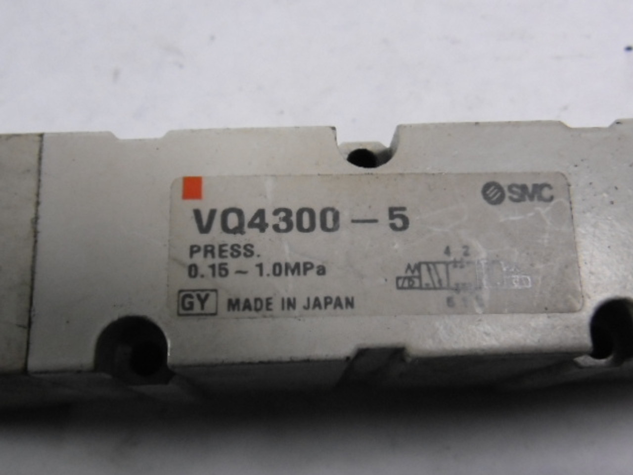 SMC VQ4300-5 Solenoid Valve 0.15-1.0MPa USED