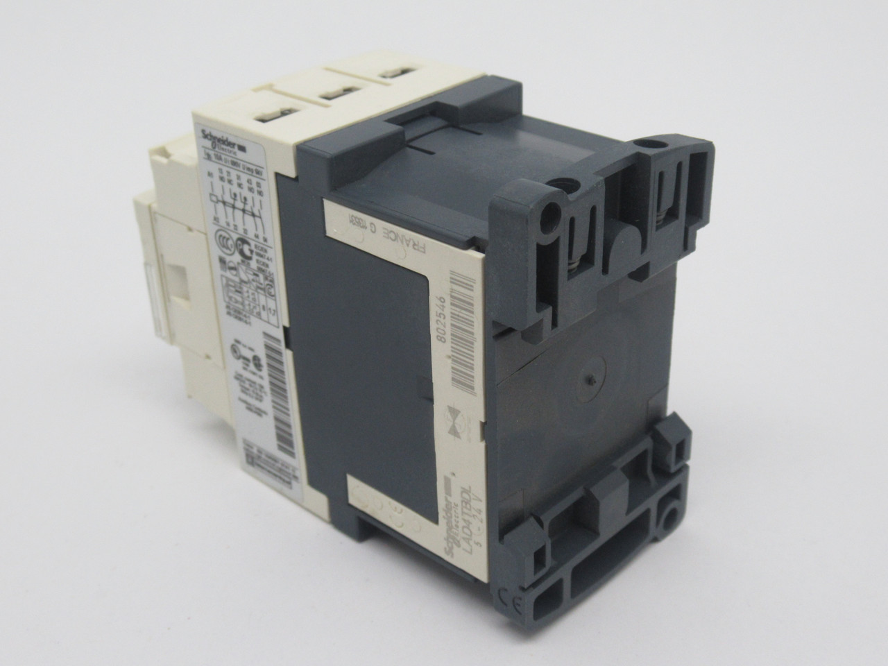 Schneider Electric CAD32BD Control Relay 24VDC 10A 690V 3NO 2NC BOX DMG NEW