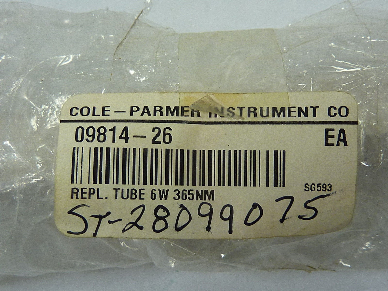 Cole Parmer Instrument Co. 09814-26 Replacement Tube 6W 365NM ! NEW !