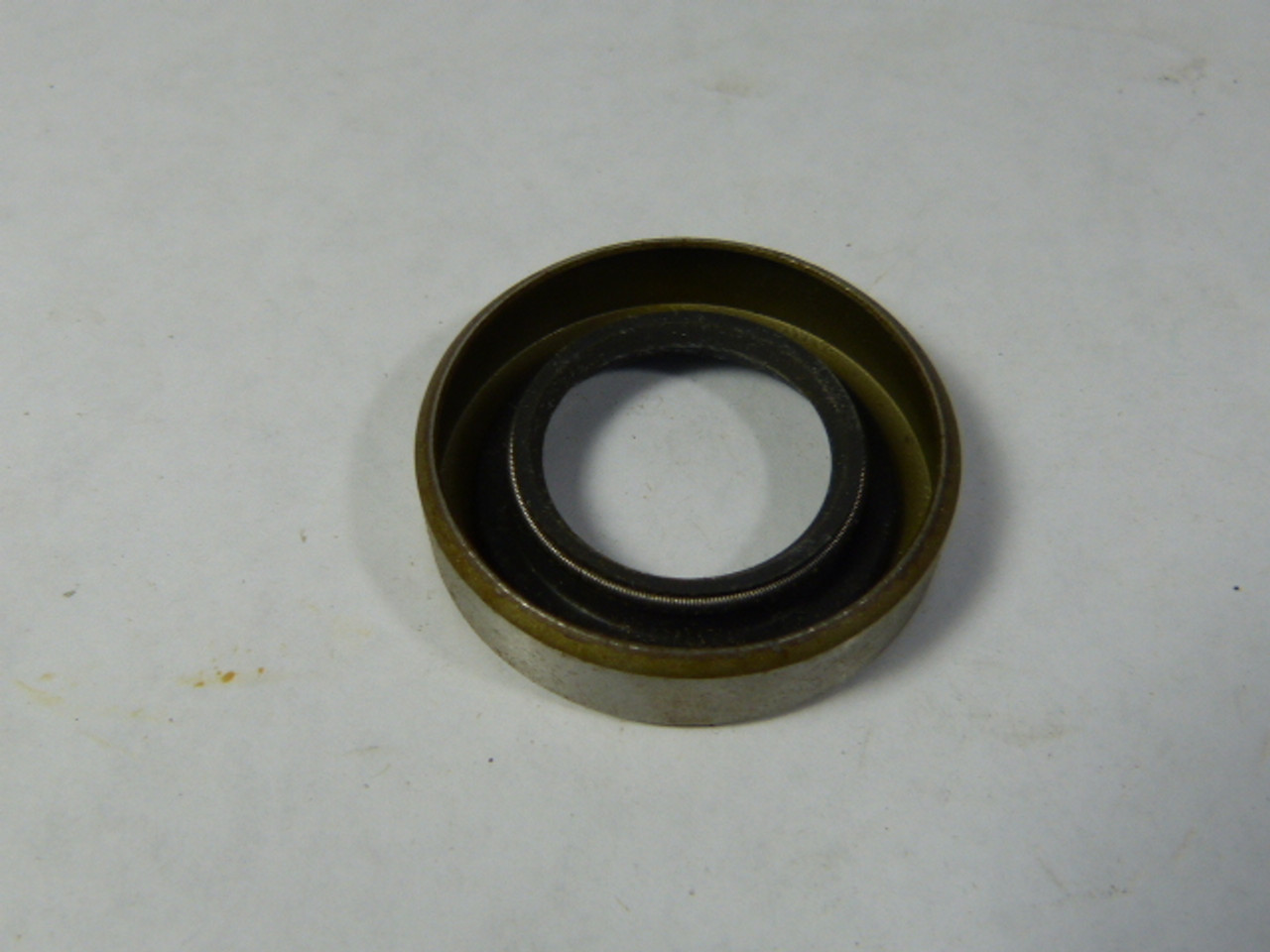 Chicago Rawhide 10685 Bearing Oil Seal ! NEW !