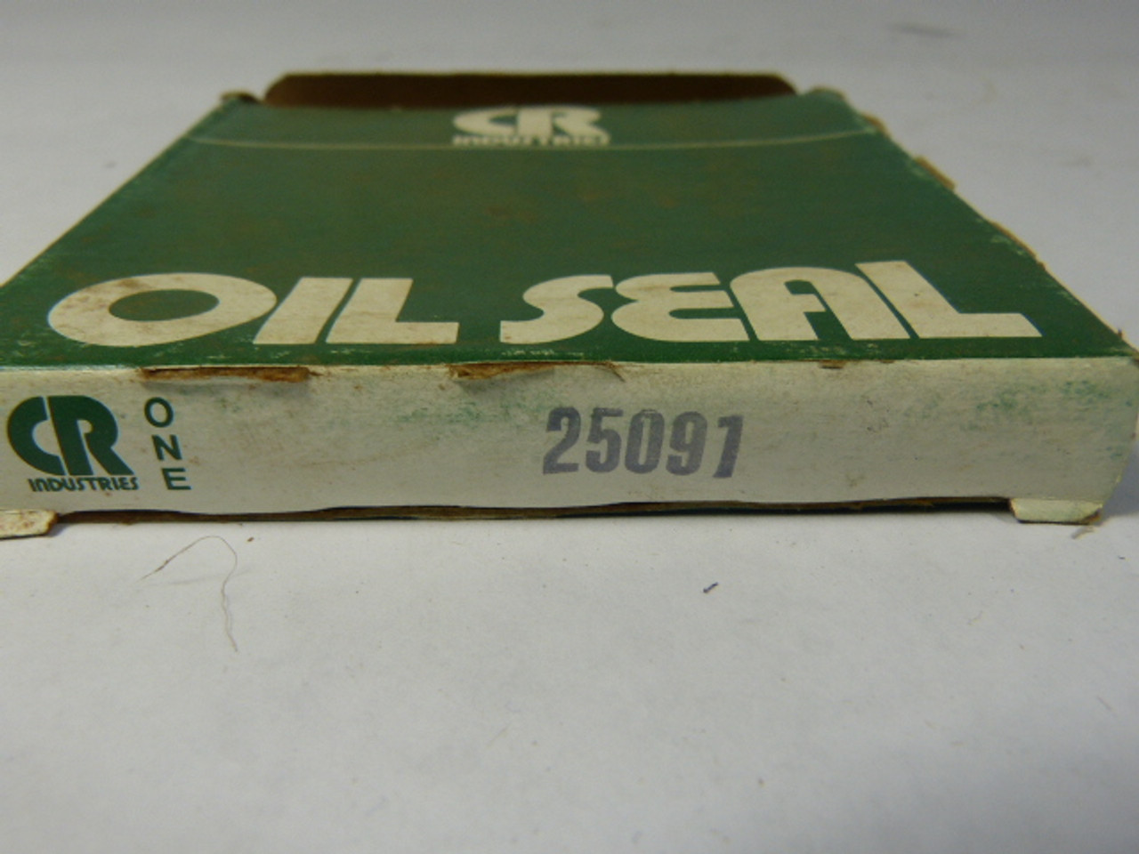 Chicago Rawhide 25091 Bearing Oil Seal 2-2/16 Inch ! NEW !