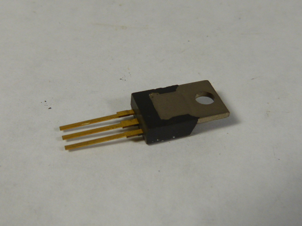 Motorola MC78M12CT Voltage Regulator NOP