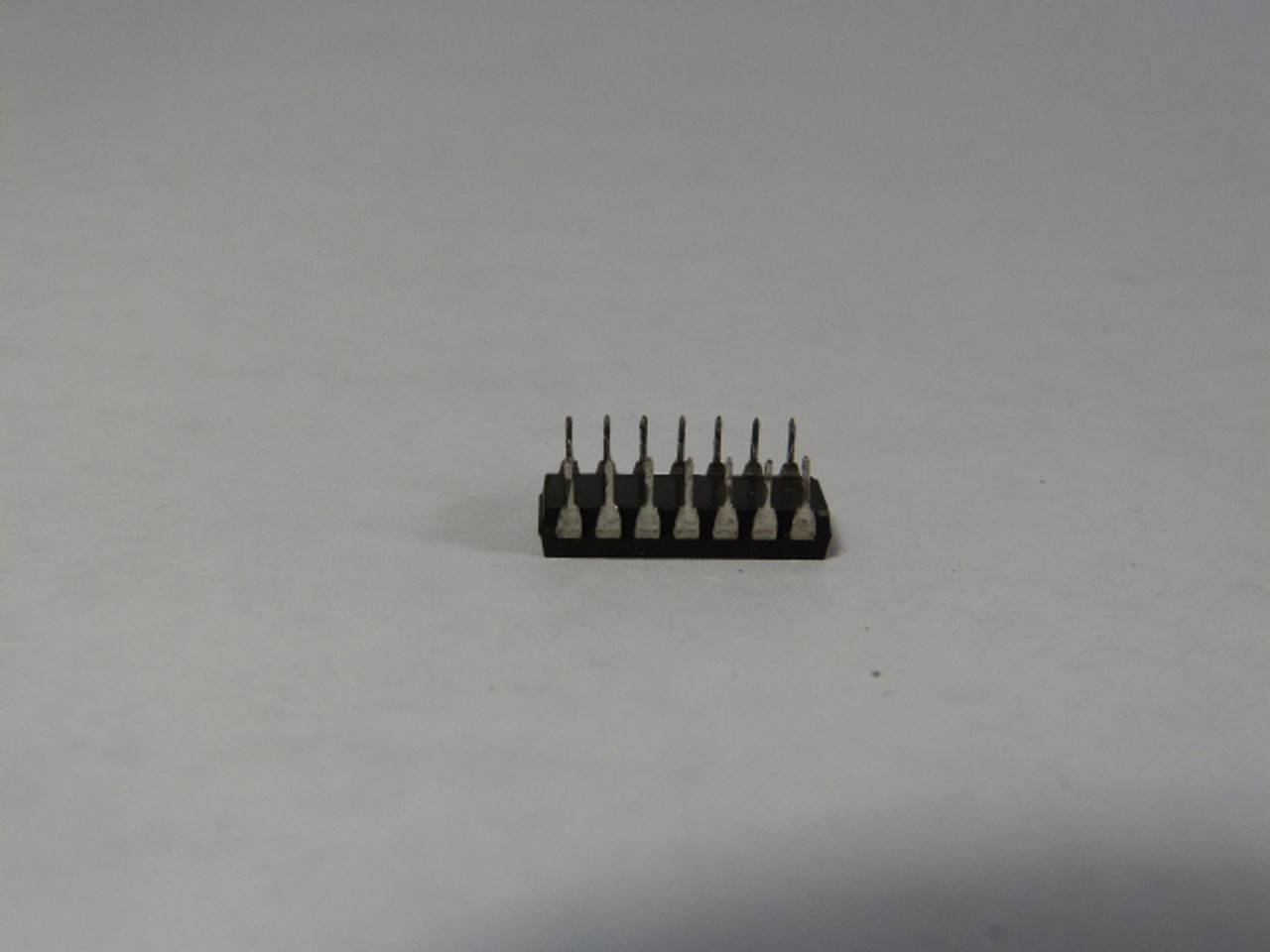 Motorola MC14001B Integrated Circuit Chip Quad 2-Input 14Pin USED