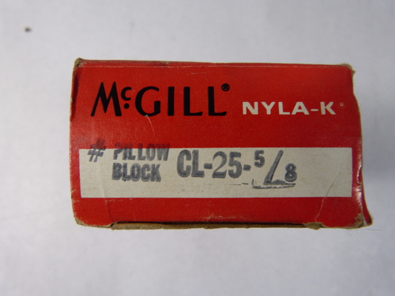 McGill CL-25-5/8 Pillow Block Flanged Bearing ! NEW !