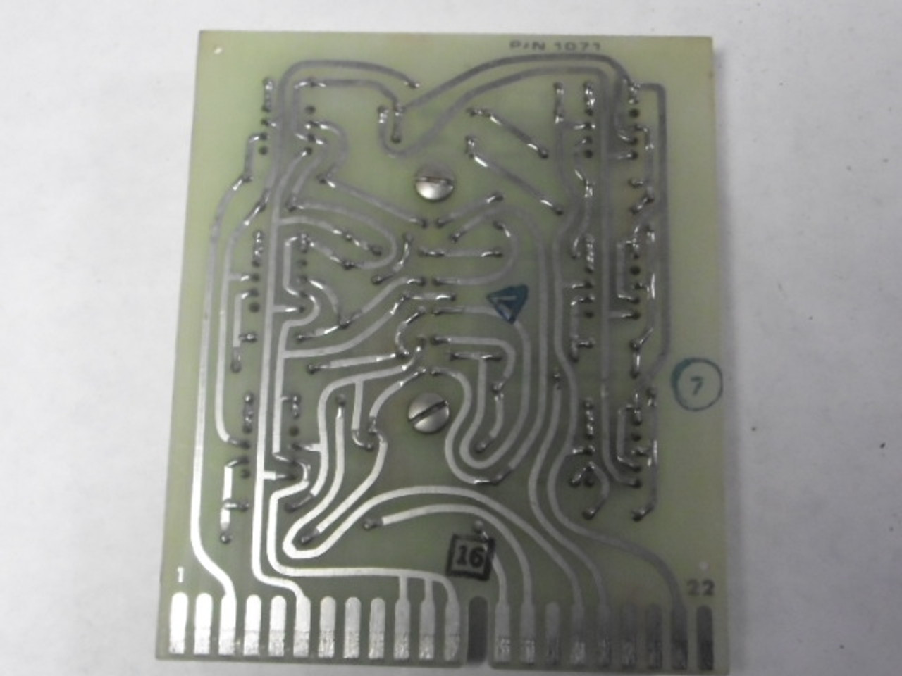 MSC 1071 Multiple Division Board USED