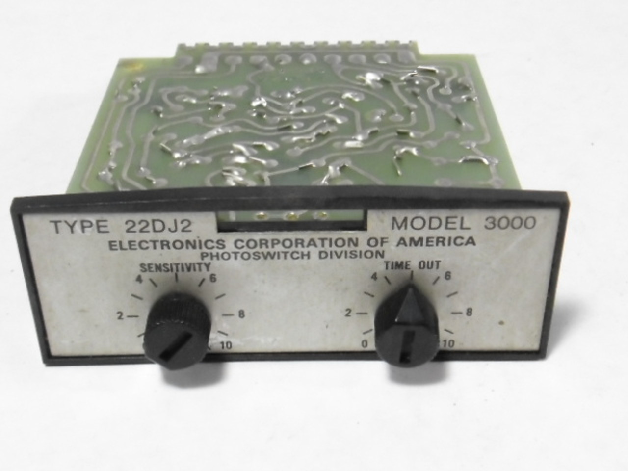 Electronics Corp. 22DJ2 Photoswitch Control Card Model 3000 USED