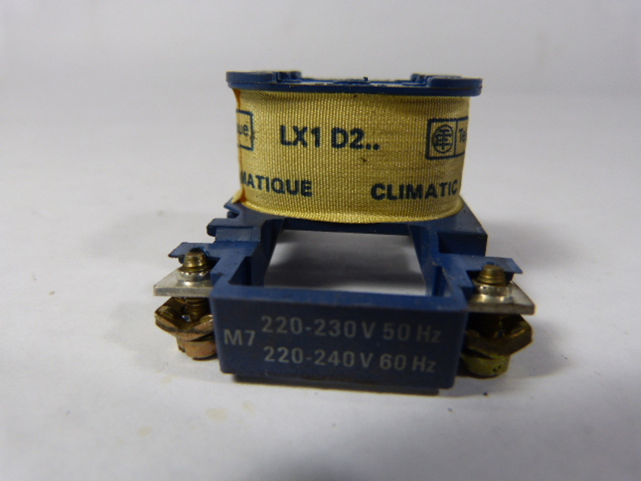 Telemecanique LX1-D2M7 Coil for Contactor 220/240V USED
