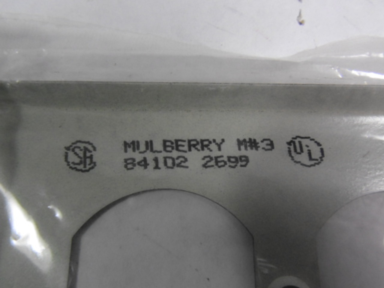 Mulberry 84102 Receptacle 2-Gang Duplex Ivory ! NWB !