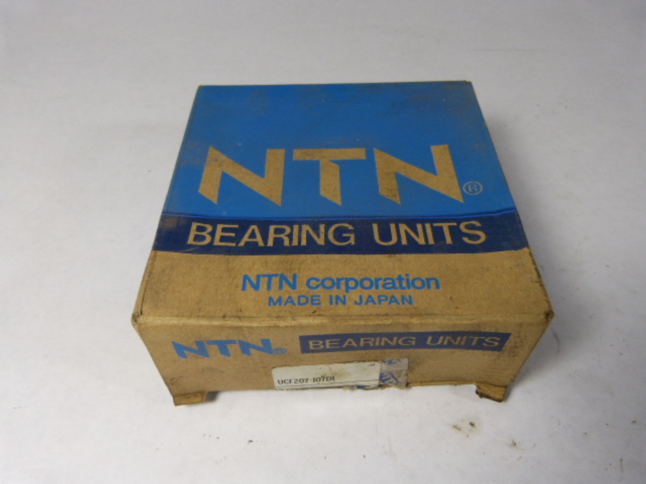 NTN UCF207-107D1 Flange Roller Bearing Assembly 1.438"ID 4 Bolt Cast Iron NEW