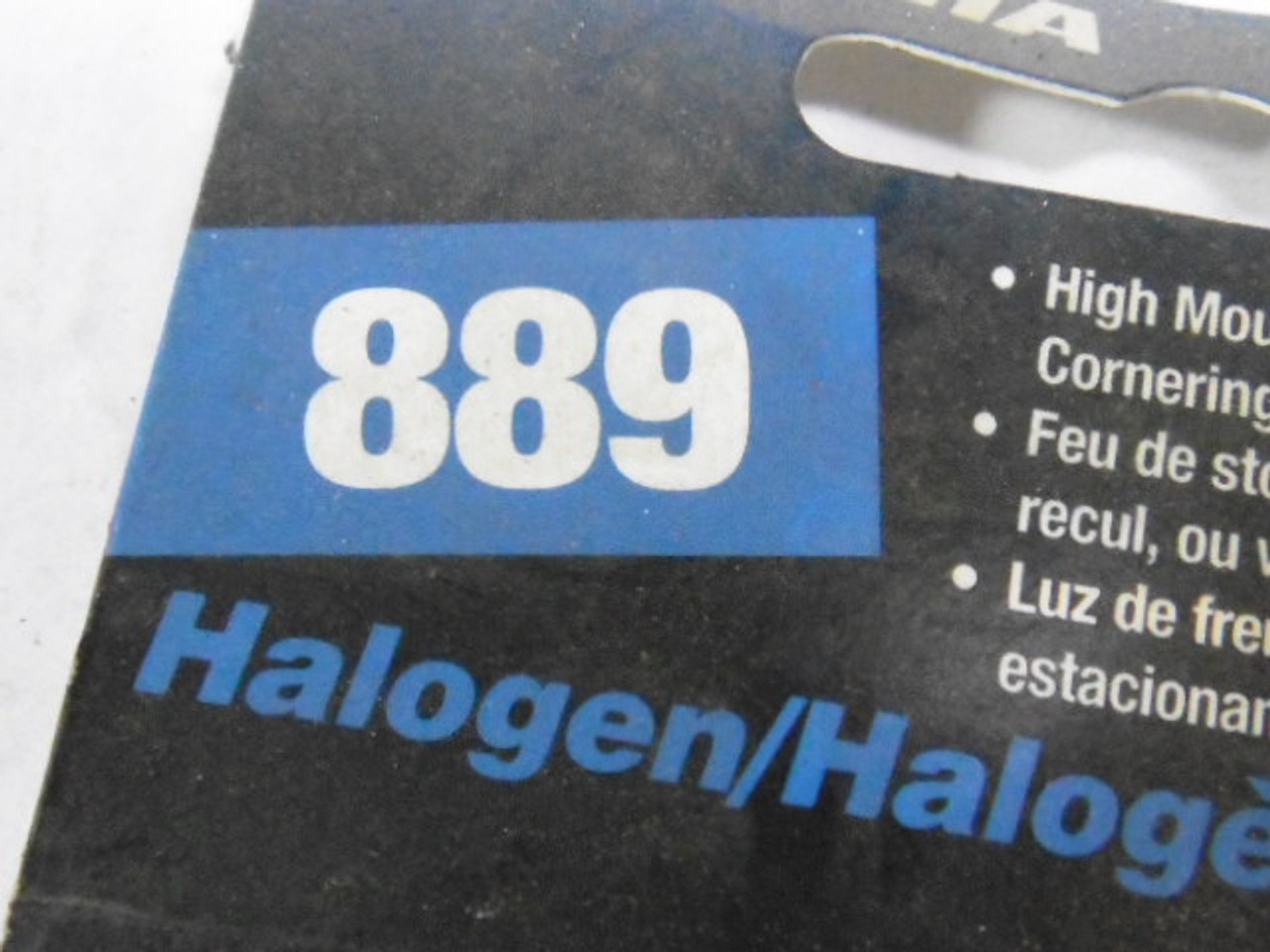 Sylvania 889 Basic Clear Halogen Fog Bulb 12.8V 2.1A 26.9W ! NEW !
