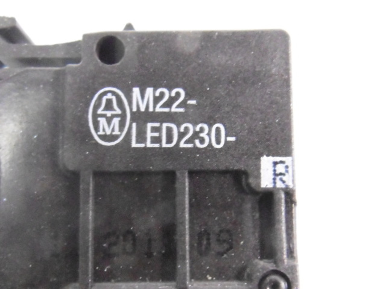 Klockner Moeller M22-LED230-R Contact Block With Red LED USED