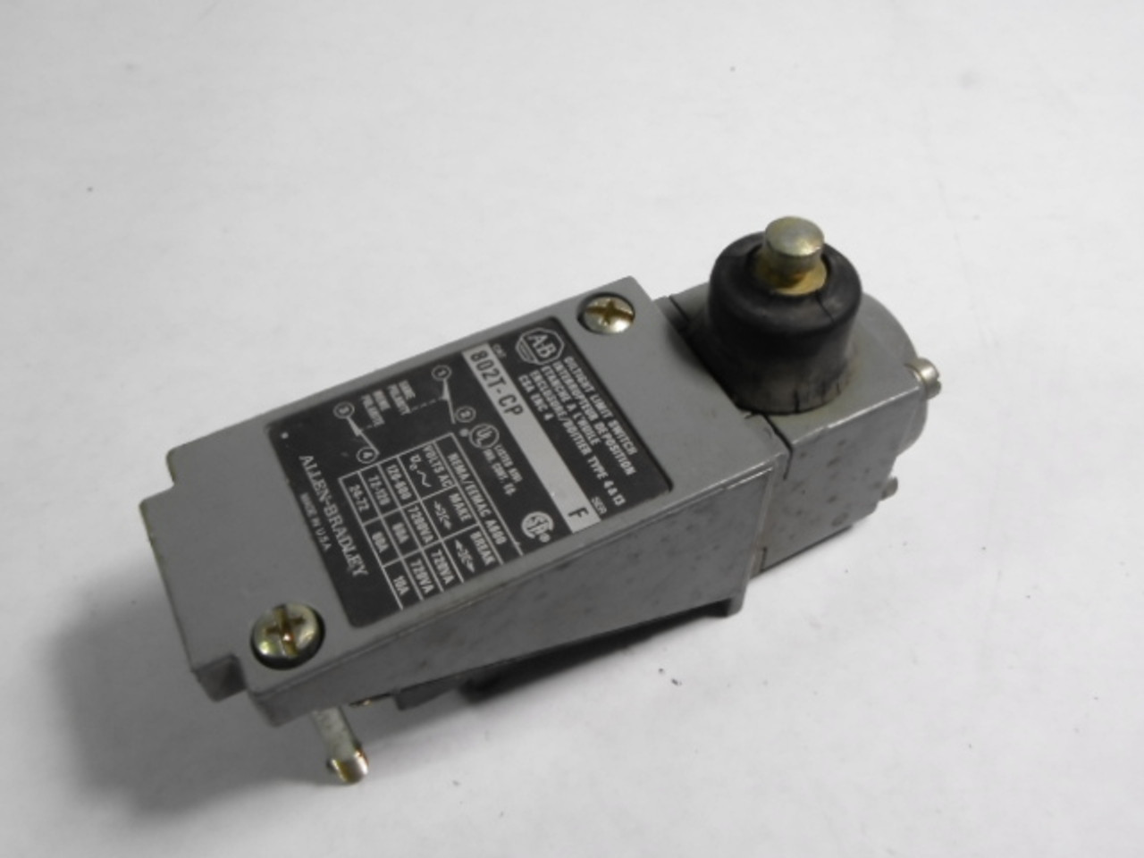 Allen-Bradley 802T-CP Limit Switch Missing Section ! AS IS !