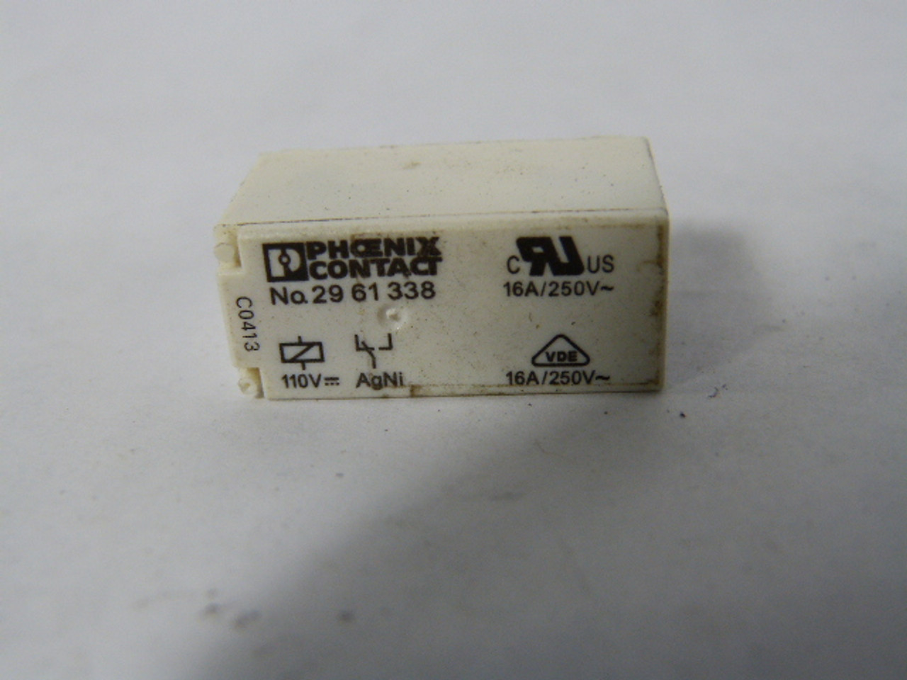 Phoenix Contact 2961338 Relay 16Am 110V USED