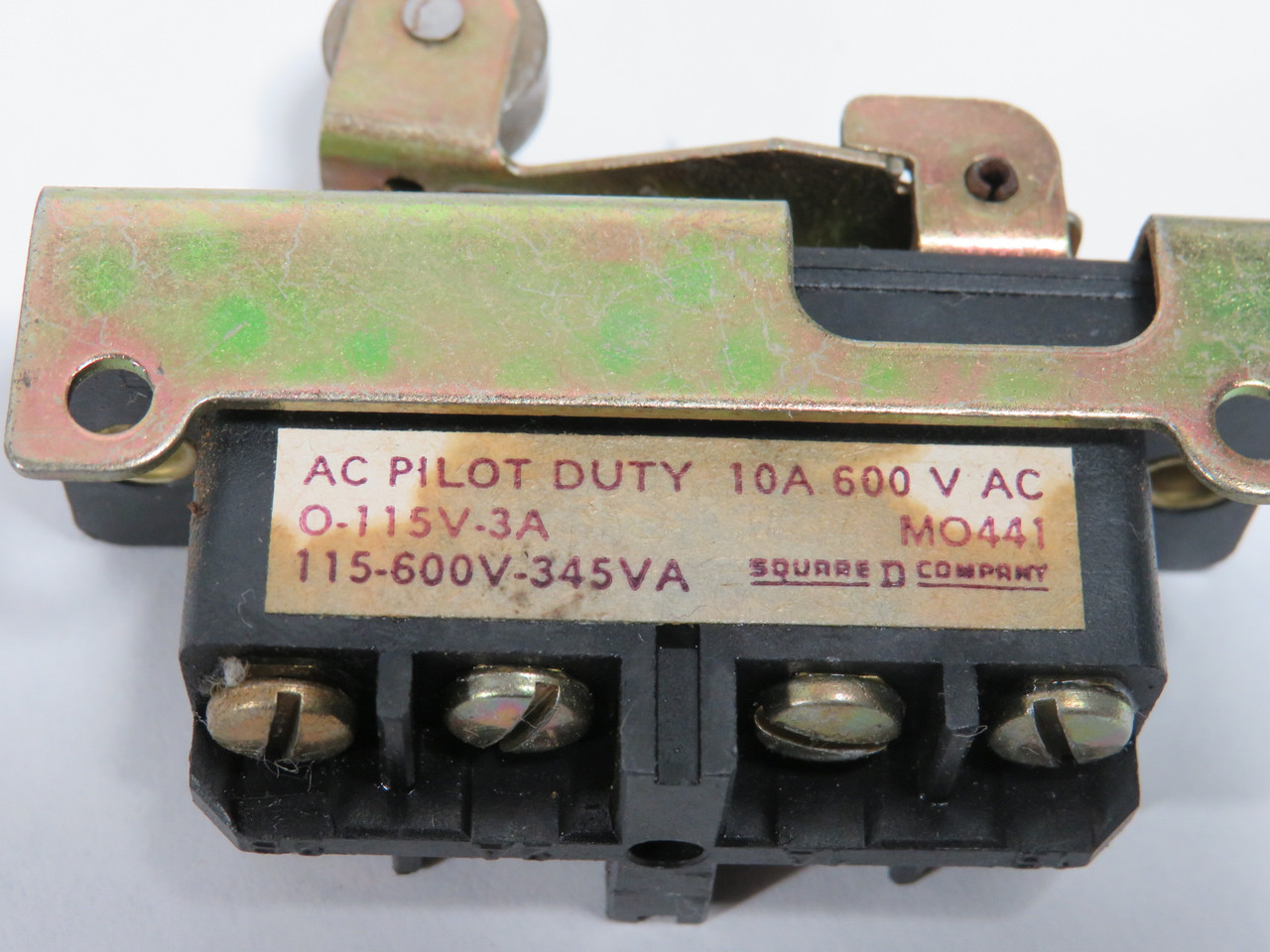 Square D 9007-CB31 Limit Switch 10A 600V USED