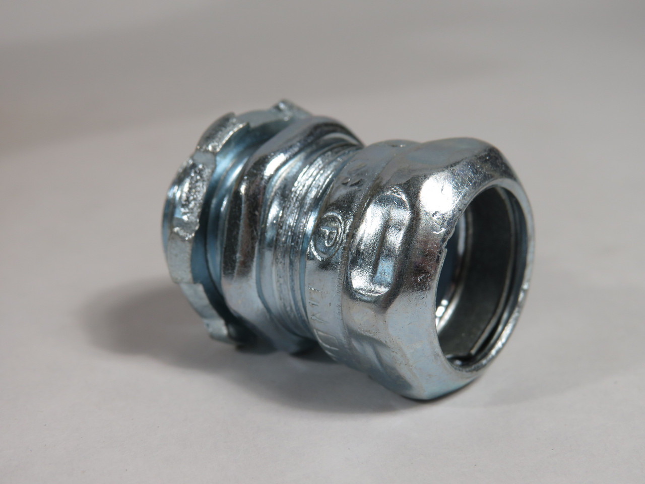 Thomas & Betts 5121-TB EMT Connector 1/2" Lot of 37 NEW