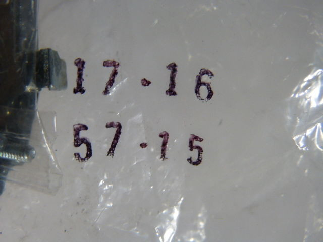 Amphenol 17-1657-15 Metal Connector Hood Case ! NEW !