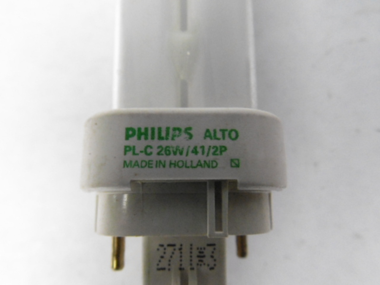 Philips PL-C26W/41/2P Compact Fluorescent Bulb 26 USED
