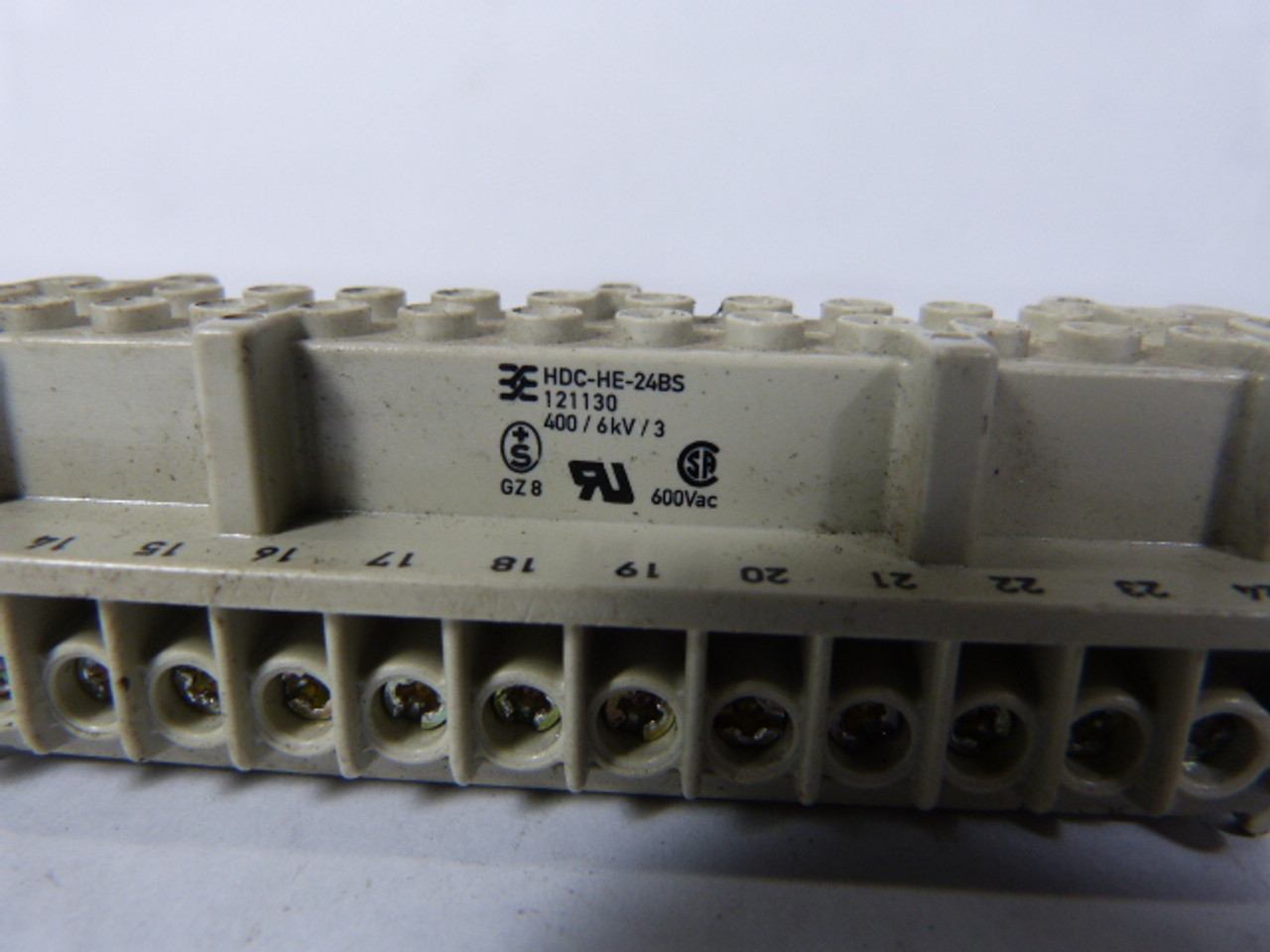 Weidmuller HDC-HE-24BS Connector Insert Female 16Amp 24Pole 500V Size 8 USED