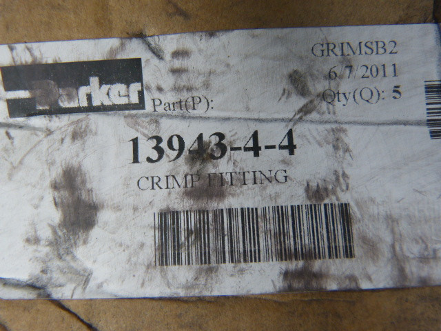 Parker 13943-4-4 Crimp Fitting 1/4