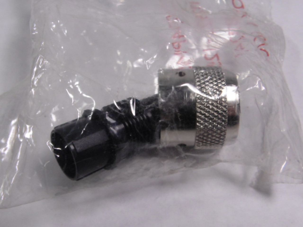 ITT TR1004PMS1NB Circular Connector Plug ! NWB !