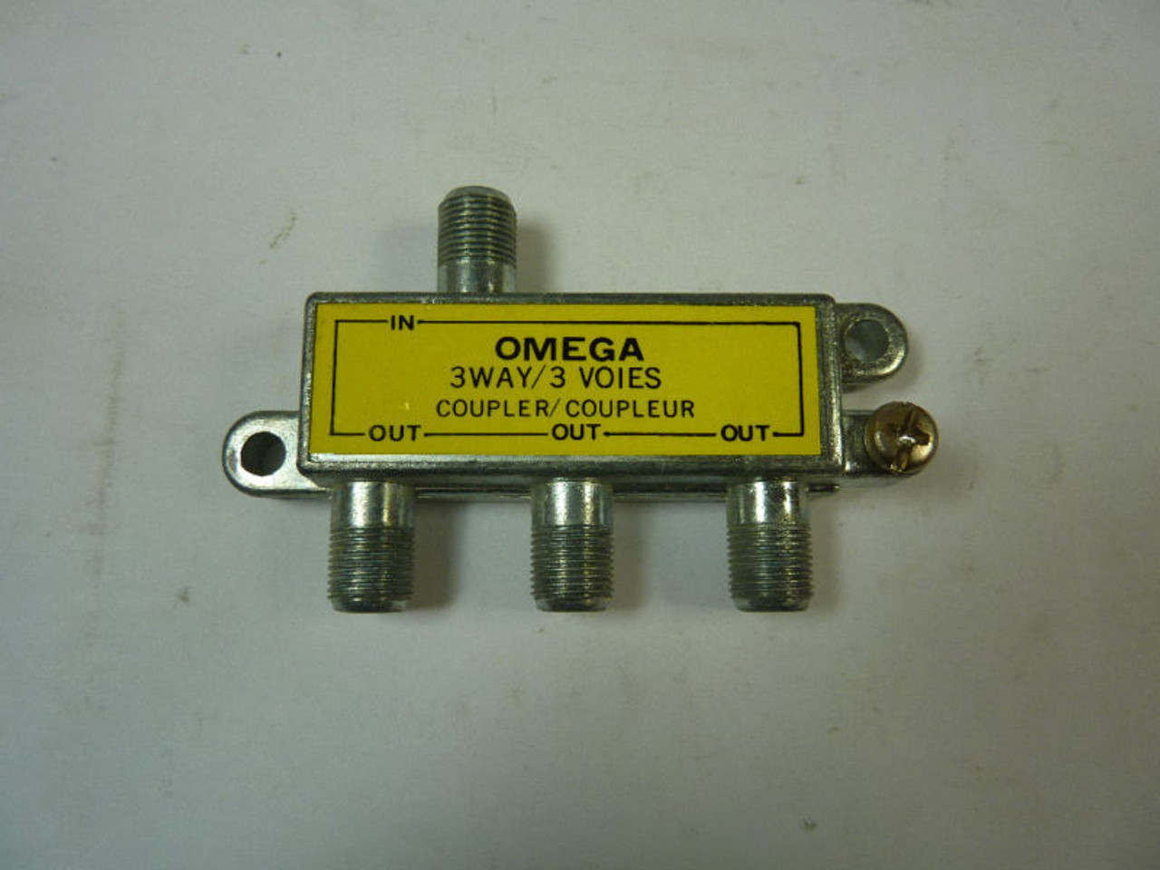 Omega 3-Way Coupler USED