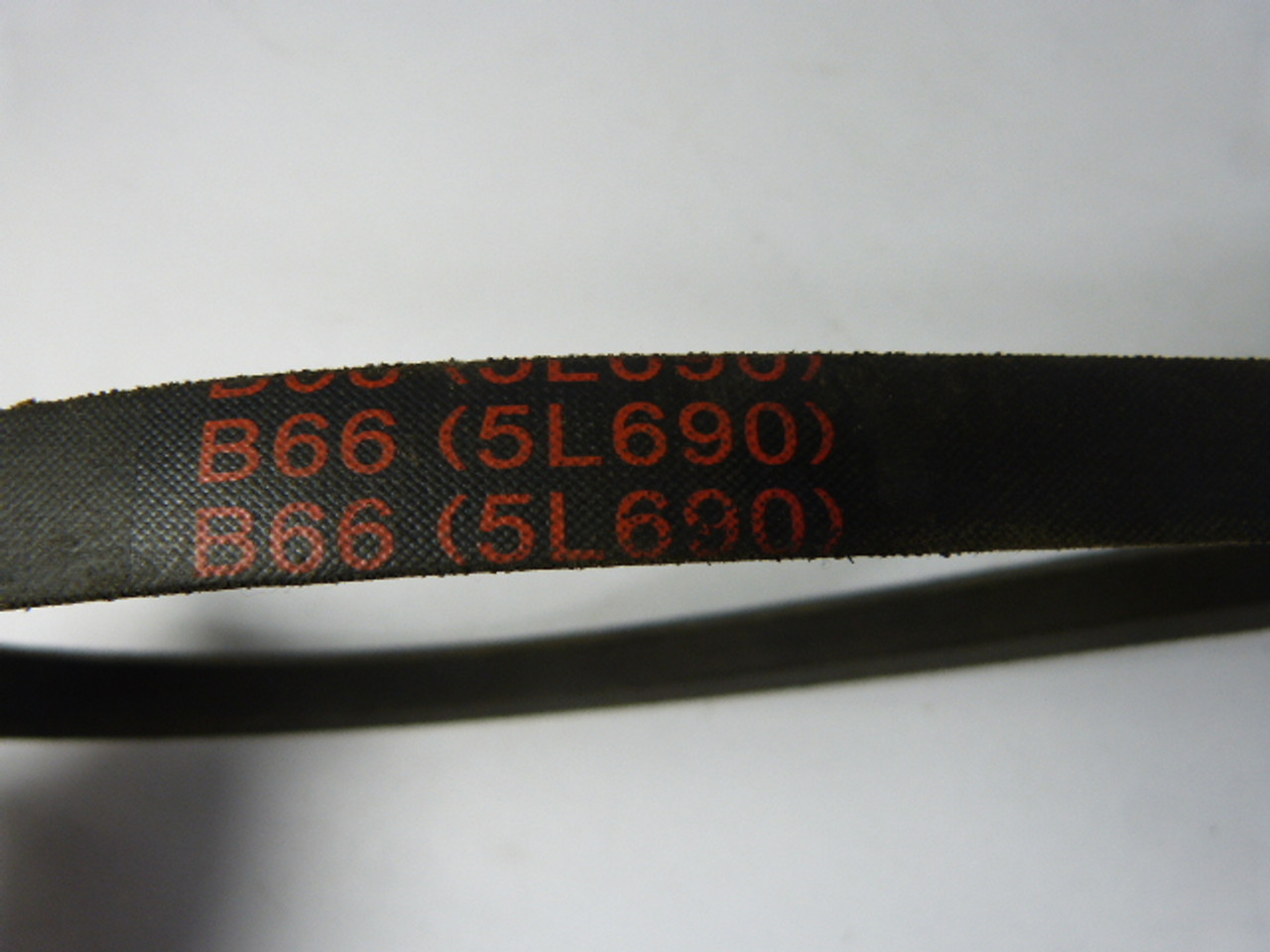 Jason B66 5L690 V-Belt 69 Inch Length 21/32 Inch Width 13/32 Inch Thick ! NOP !