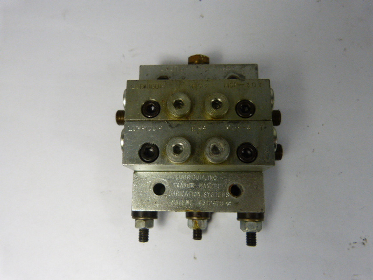 Lubriquip E94 MSP-40T Modular Divider Valve Assembly USED